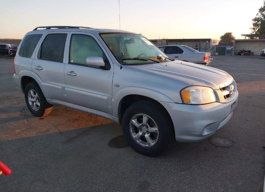 2005 Mazda Tribute S (VIN 4F2CZ94125KM28397) main photo
