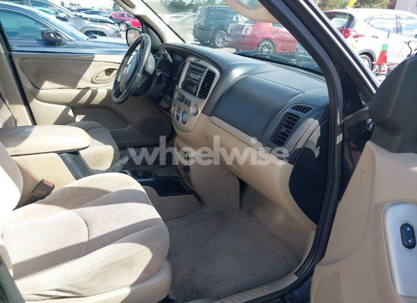 Photo 5 of 2004 Mazda Tribute LX V6 (VIN 4F2CZ941X4KM29568)