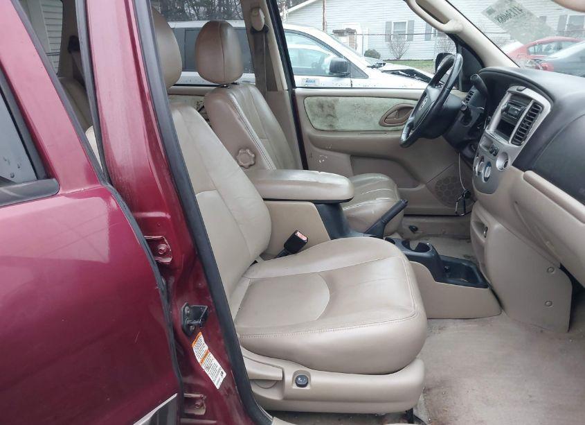 Photo 5 of 2004 Mazda Tribute ES V6 (VIN 4F2CZ96104KM08192)