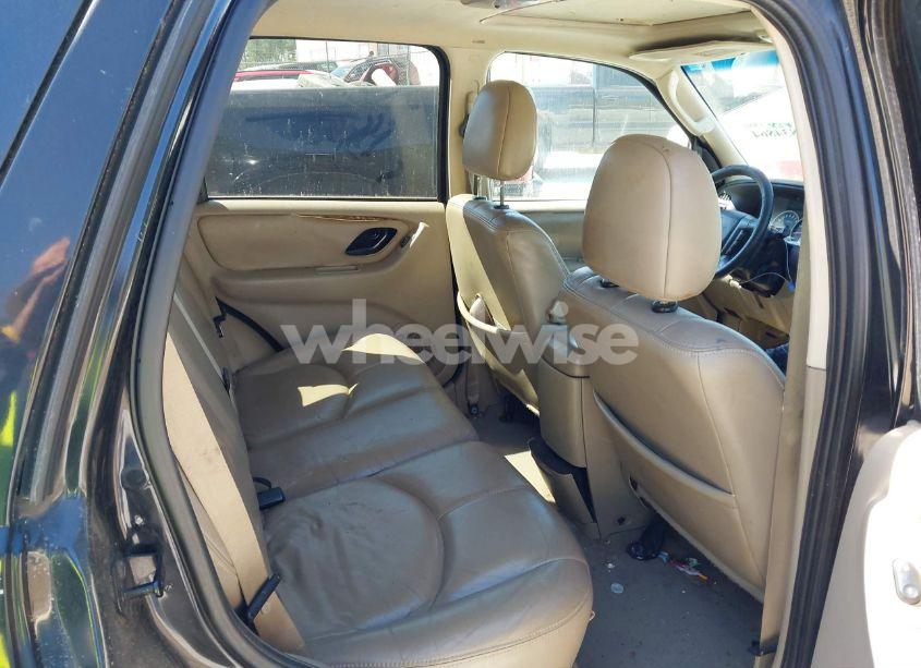 Photo 8 of 2005 Mazda Tribute S (VIN 4F2CZ96105KM00563)