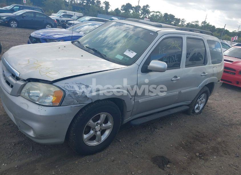 Photo 2 of 2005 Mazda Tribute S (VIN 4F2CZ96135KM24808)