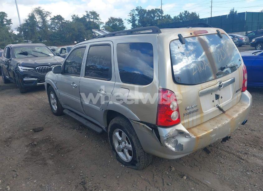 Photo 3 of 2005 Mazda Tribute S (VIN 4F2CZ96135KM24808)