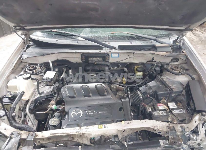 Photo 10 of 2003 Mazda Tribute ES V6 (VIN 4F2CZ96143KM49181)