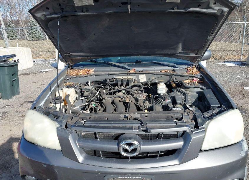 Photo 10 of 2005 Mazda Tribute S (VIN 4F2CZ96165KM07114)