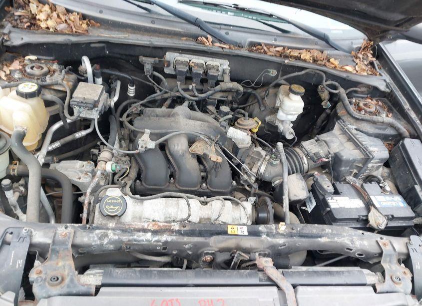 Photo 10 of 2005 Mazda Tribute S (VIN 4F2CZ96175KM09650)