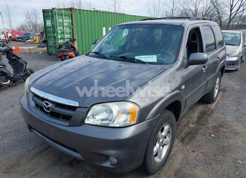 Photo 2 of 2005 Mazda Tribute S (VIN 4F2CZ96195KM38664)