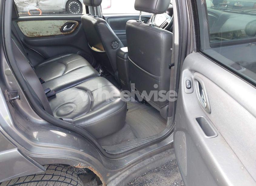 Photo 8 of 2005 Mazda Tribute S (VIN 4F2CZ96195KM38664)