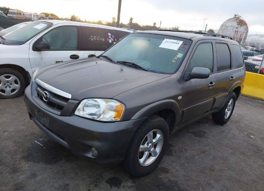Photo 2 of 2005 Mazda Tribute S (VIN 4F2CZ961X5KM25180)
