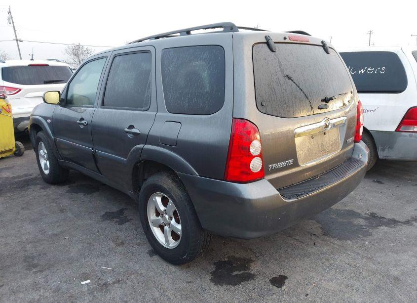 Photo 3 of 2005 Mazda Tribute S (VIN 4F2CZ961X5KM25180)