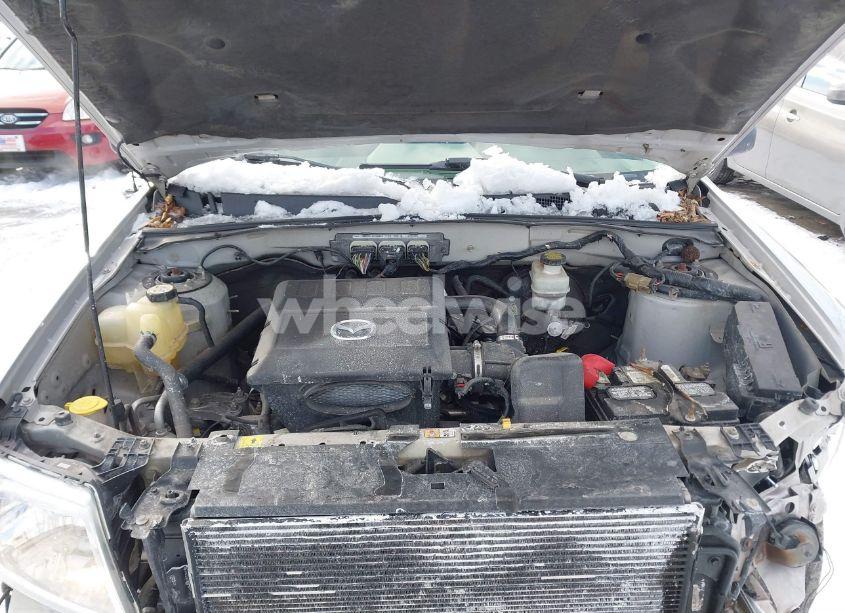 Photo 10 of 2009 Mazda Tribute S TOURING (VIN 4F2CZ96G19KM00162)