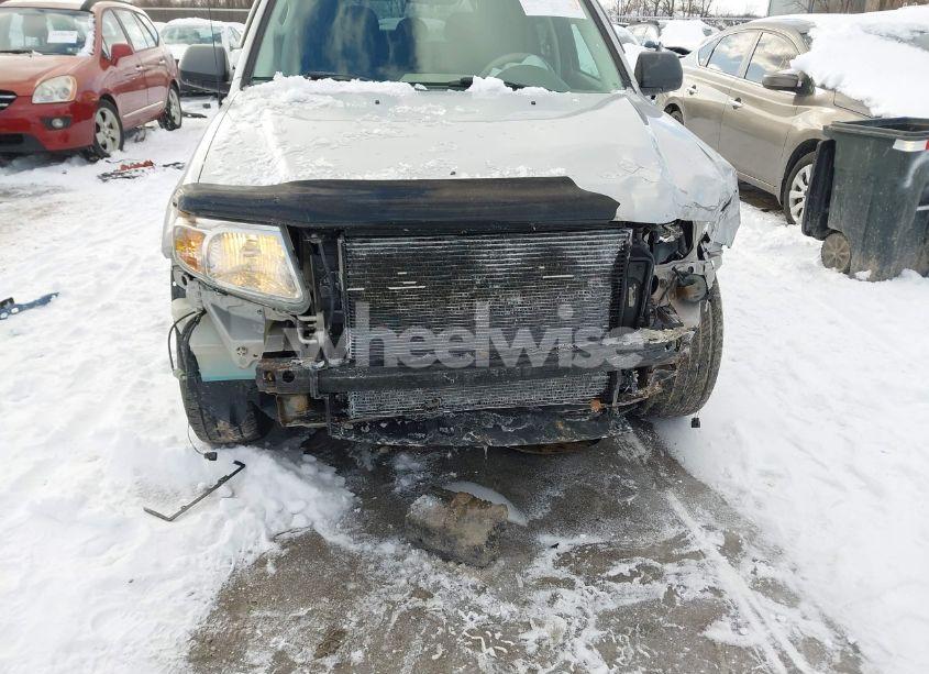 Photo 6 of 2009 Mazda Tribute S TOURING (VIN 4F2CZ96G19KM00162)