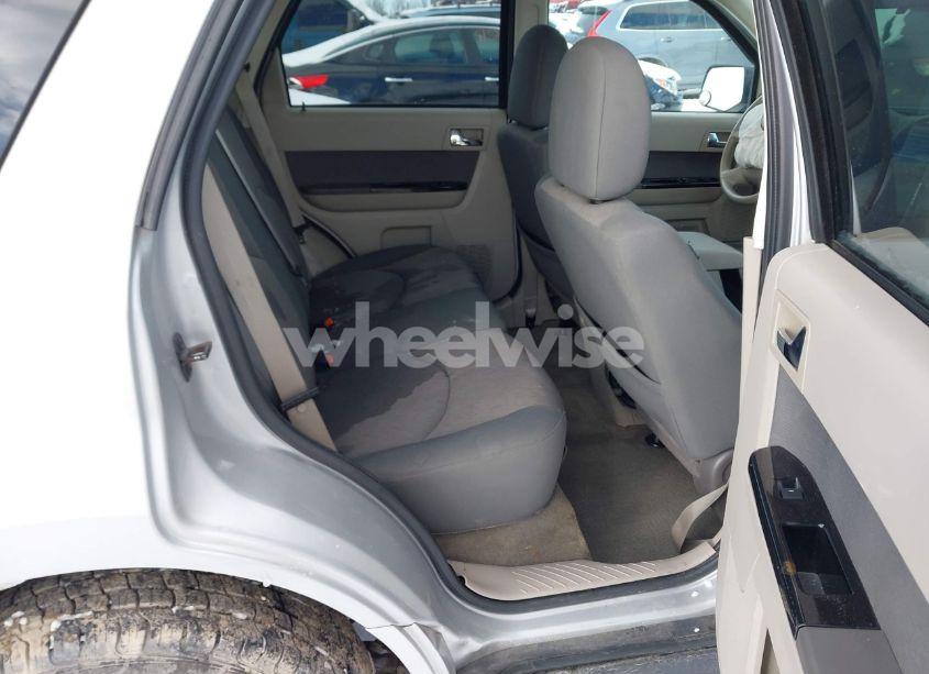 Photo 8 of 2009 Mazda Tribute S TOURING (VIN 4F2CZ96G19KM00162)