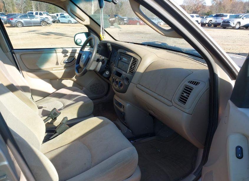 Photo 5 of 2001 Mazda Tribute DX V6 (VIN 4F2YU07111KM48436)