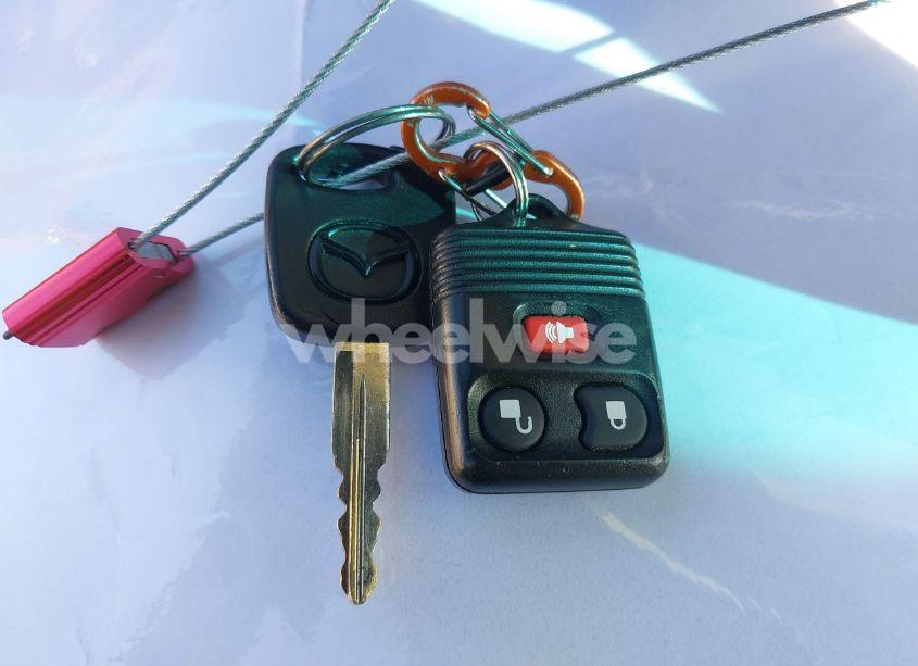 Photo 11 of 2001 Mazda Tribute ES V6/LX V6 (VIN 4F2YU08131KM39817)