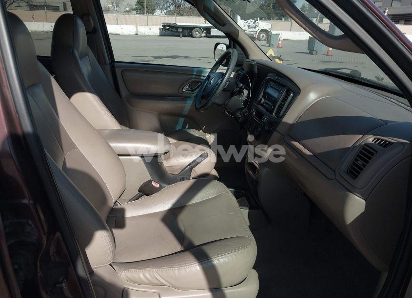 Photo 5 of 2001 Mazda Tribute ES V6/LX V6 (VIN 4F2YU08131KM39817)