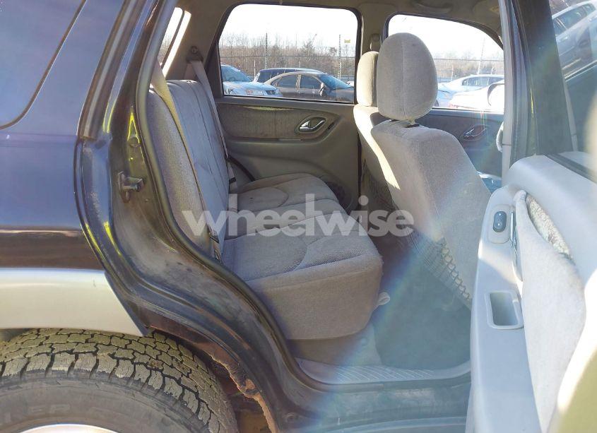 Photo 8 of 2002 Mazda Tribute ES V6/LX V6 (VIN 4F2YU08132KM22422)