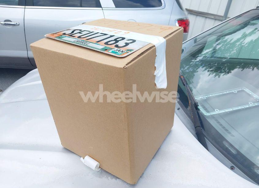 Photo 14 of 2001 Mazda Tribute ES V6/LX V6 (VIN 4F2YU08151KM06172)