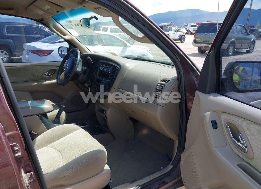 Photo 5 of 2002 Mazda Tribute ES V6/LX V6 (VIN 4F2YU08172KM44861)