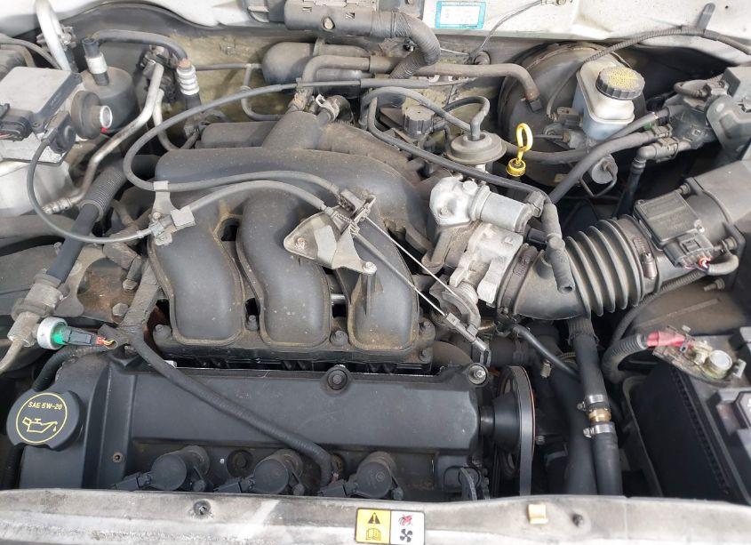 Photo 10 of 2001 Mazda Tribute ES V6/LX V6 (VIN 4F2YU081X1KM45310)