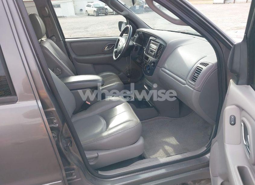 Photo 5 of 2002 Mazda Tribute ES V6/LX V6 (VIN 4F2YU081X2KM23308)