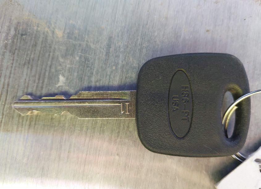 Photo 11 of 2002 Mazda Tribute ES V6/LX V6 (VIN 4F2YU09122KM56544)