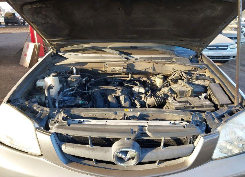 Photo 10 of 2002 Mazda Tribute ES V6/LX V6 (VIN 4F2YU09132KM04355)