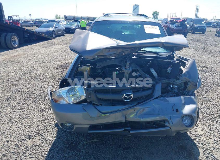 Photo 12 of 2002 Mazda Tribute ES V6/LX V6 (VIN 4F2YU09182KM27064)