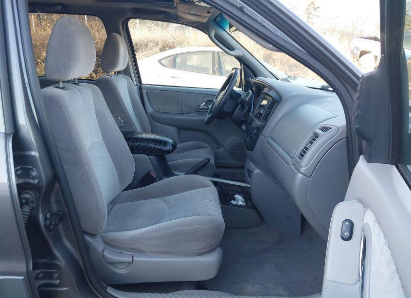 Photo 5 of 2002 Mazda Tribute ES V6/LX V6 (VIN 4F2YU09192KM32662)