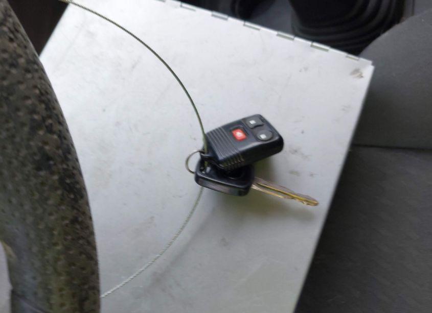 Photo 11 of 2004 Mazda Tribute DX (VIN 4F2YZ02B04KM07592)