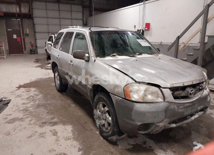 2003 Mazda Tribute DX (VIN 4F2YZ02B73KM43813) main photo