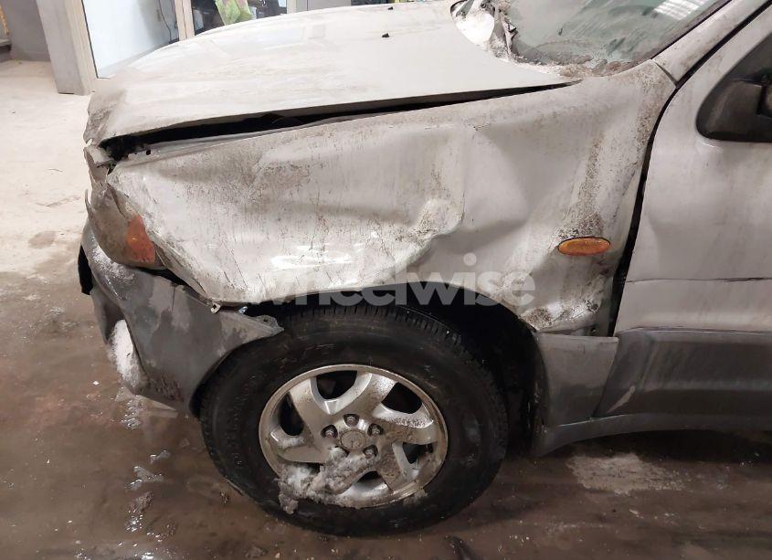 Photo 6 of 2003 Mazda Tribute DX (VIN 4F2YZ02B73KM43813)