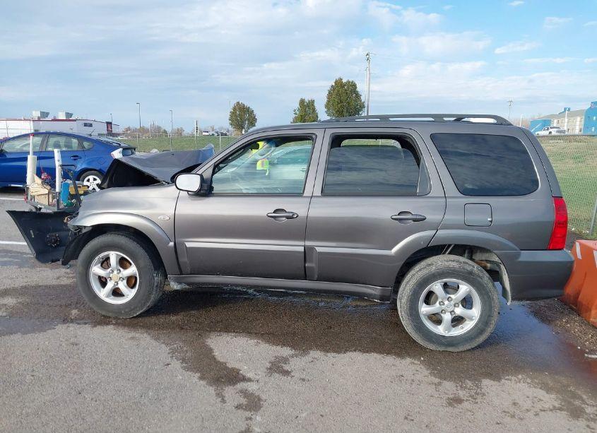 Photo 15 of 2006 Mazda Tribute I (VIN 4F2YZ02Z16KM27589)