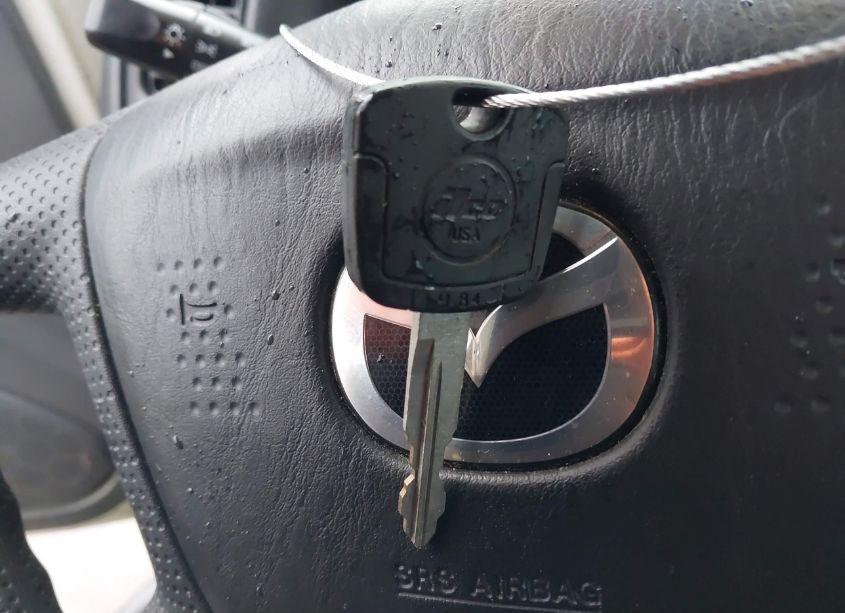 Photo 11 of 2005 Mazda Tribute I (VIN 4F2YZ02Z25KM35165)