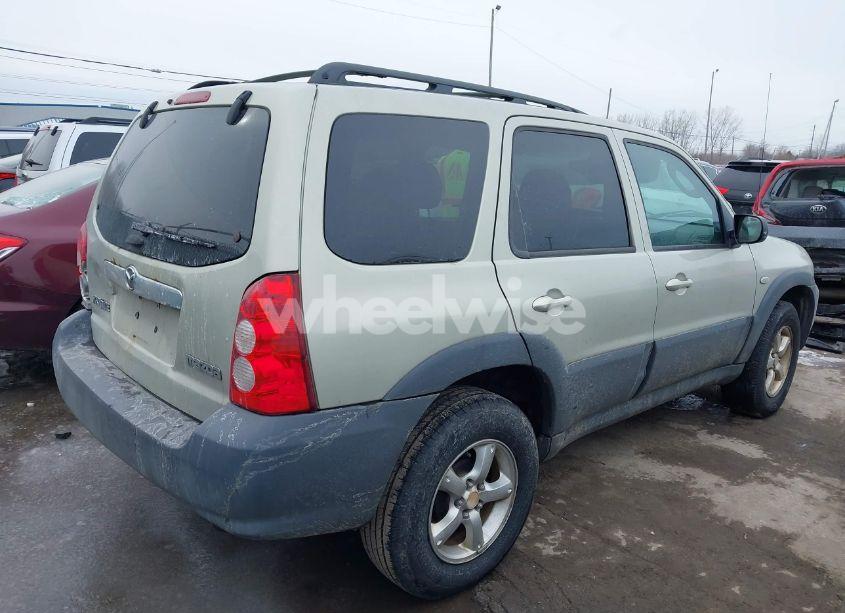 Photo 4 of 2005 Mazda Tribute I (VIN 4F2YZ02Z35KM57658)