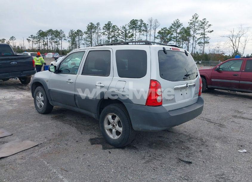 Photo 3 of 2006 Mazda Tribute I (VIN 4F2YZ02Z46KM27439)