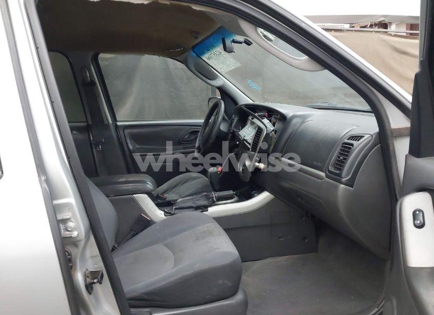 Photo 5 of 2006 Mazda Tribute I (VIN 4F2YZ02Z56KM11007)