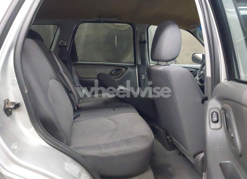 Photo 8 of 2006 Mazda Tribute I (VIN 4F2YZ02Z56KM11007)