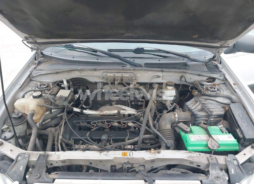 Photo 10 of 2006 Mazda Tribute I (VIN 4F2YZ02Z56KM36277)