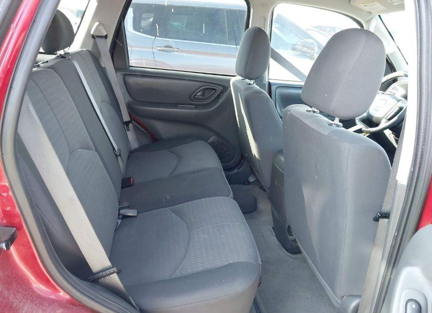 Photo 8 of 2006 Mazda Tribute I (VIN 4F2YZ02Z66KM36353)