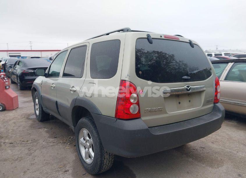 Photo 3 of 2005 Mazda Tribute I (VIN 4F2YZ02Z75KM36490)