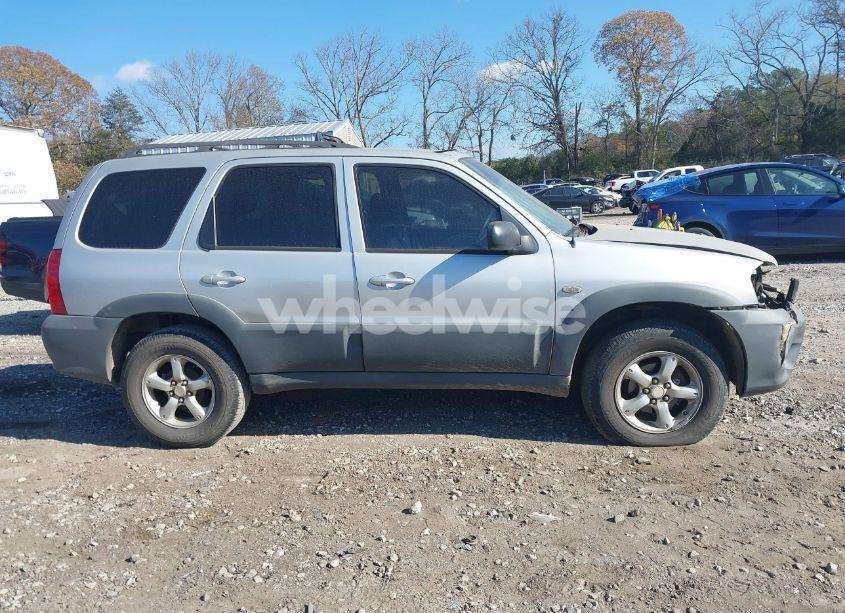 Photo 13 of 2005 Mazda Tribute I (VIN 4F2YZ02Z75KM54858)