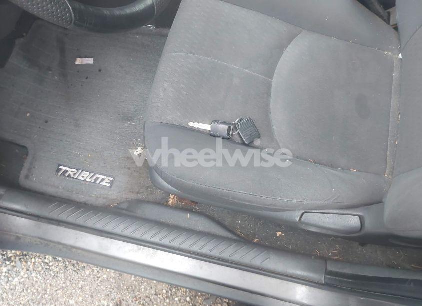 Photo 11 of 2006 Mazda Tribute I (VIN 4F2YZ02Z76KM18492)