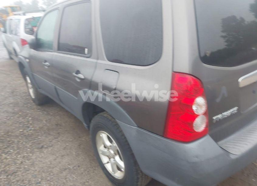 Photo 15 of 2006 Mazda Tribute I (VIN 4F2YZ02Z76KM18492)