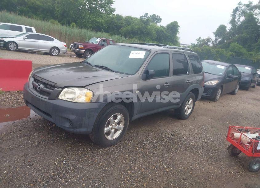 Photo 2 of 2006 Mazda Tribute I (VIN 4F2YZ02Z76KM18492)
