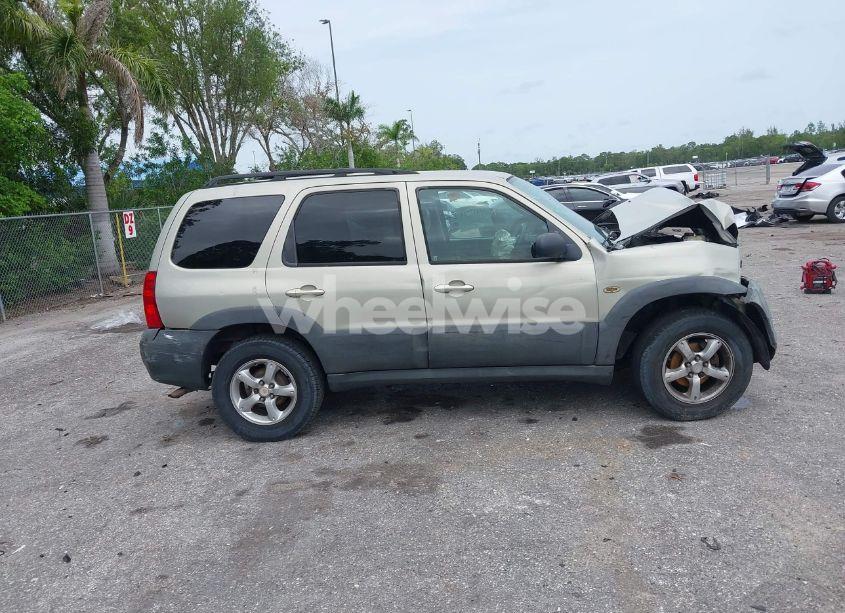 Photo 13 of 2006 Mazda Tribute I (VIN 4F2YZ02Z96KM02679)