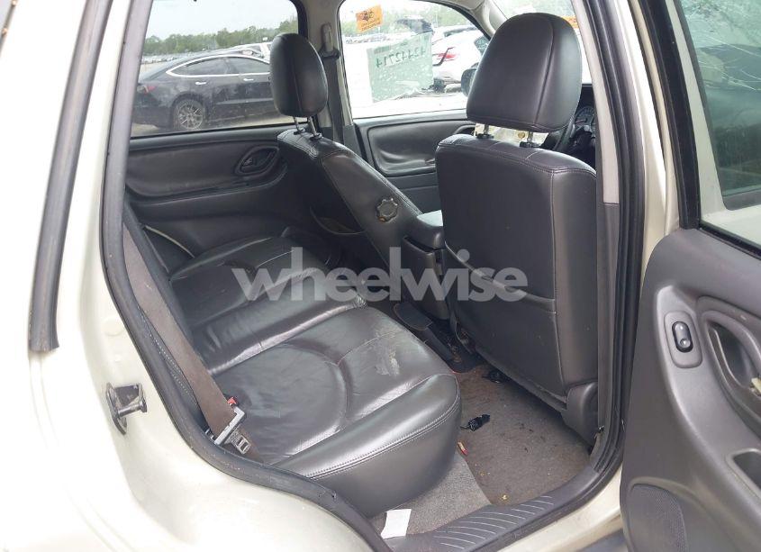 Photo 8 of 2006 Mazda Tribute I (VIN 4F2YZ02Z96KM02679)