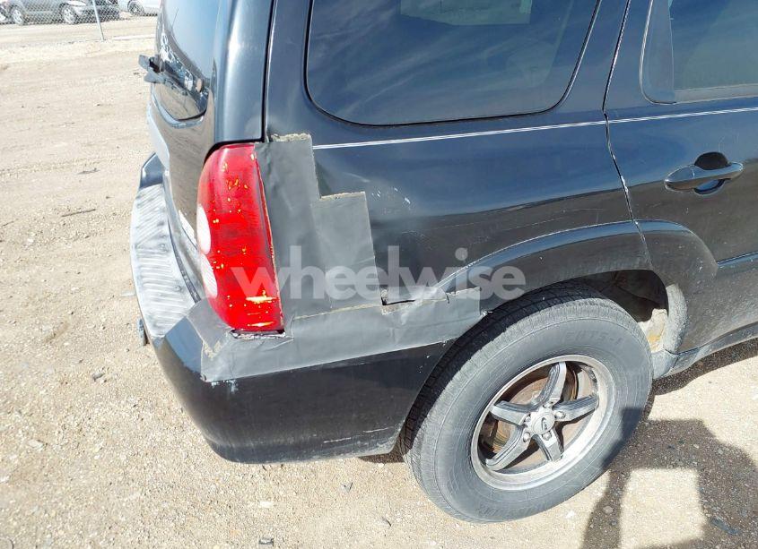 Photo 6 of 2005 Mazda Tribute S (VIN 4F2YZ04105KM16976)