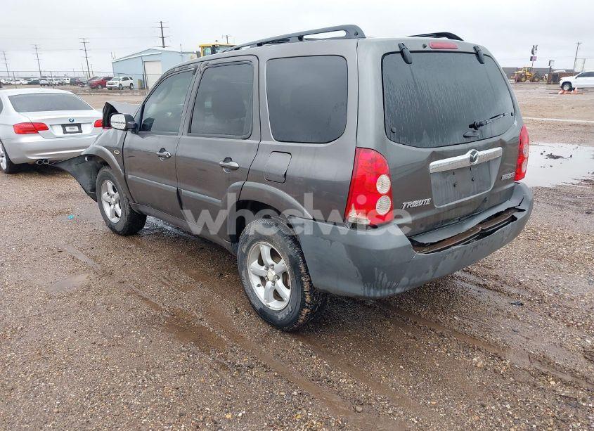 Photo 3 of 2005 Mazda Tribute S (VIN 4F2YZ04115KM49811)
