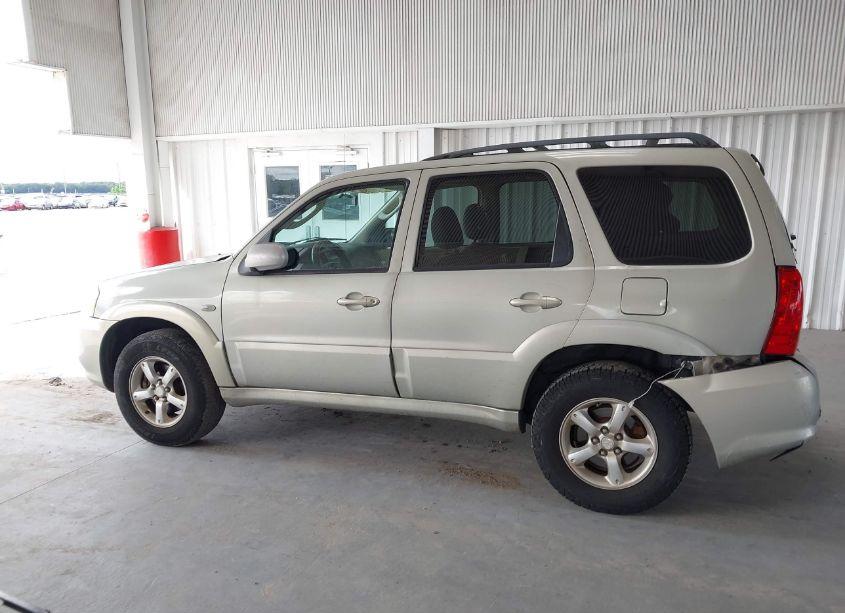 Photo 14 of 2005 Mazda Tribute S (VIN 4F2YZ04115KM65216)
