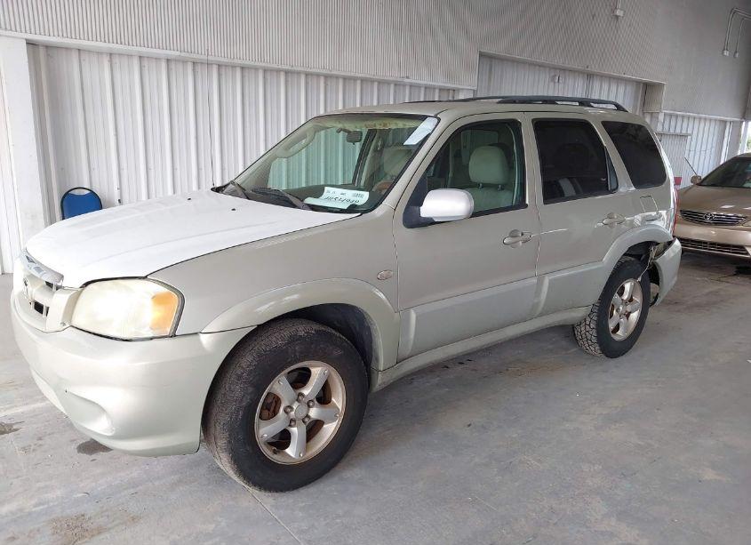 Photo 2 of 2005 Mazda Tribute S (VIN 4F2YZ04115KM65216)